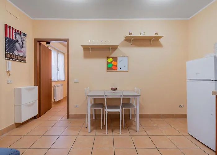 Apartment Casa - La Casetta Di Vale Rom